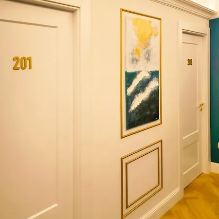 Josein Hotel 2*