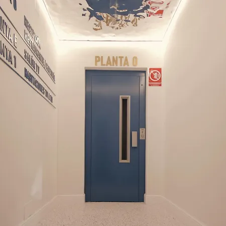 ホテル Josein コミージャス