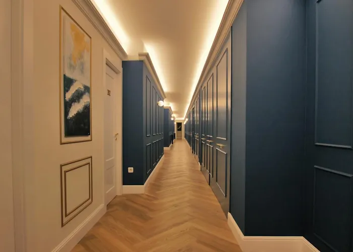 ホテル Josein コミージャス