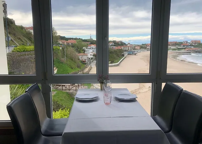 Josein كوميلاس